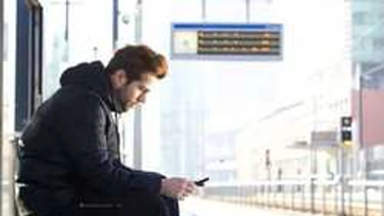 Orvosi figyelmeztetés: pokoli fájdalmas betegséget okoz a mobiltelefon