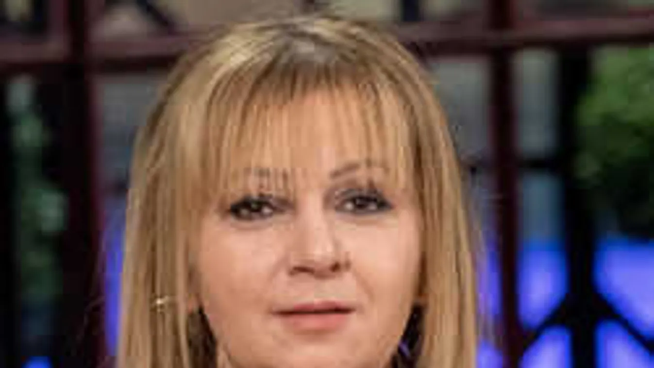 Az igen, Gáspár Bea mostantól egyetemen oktat