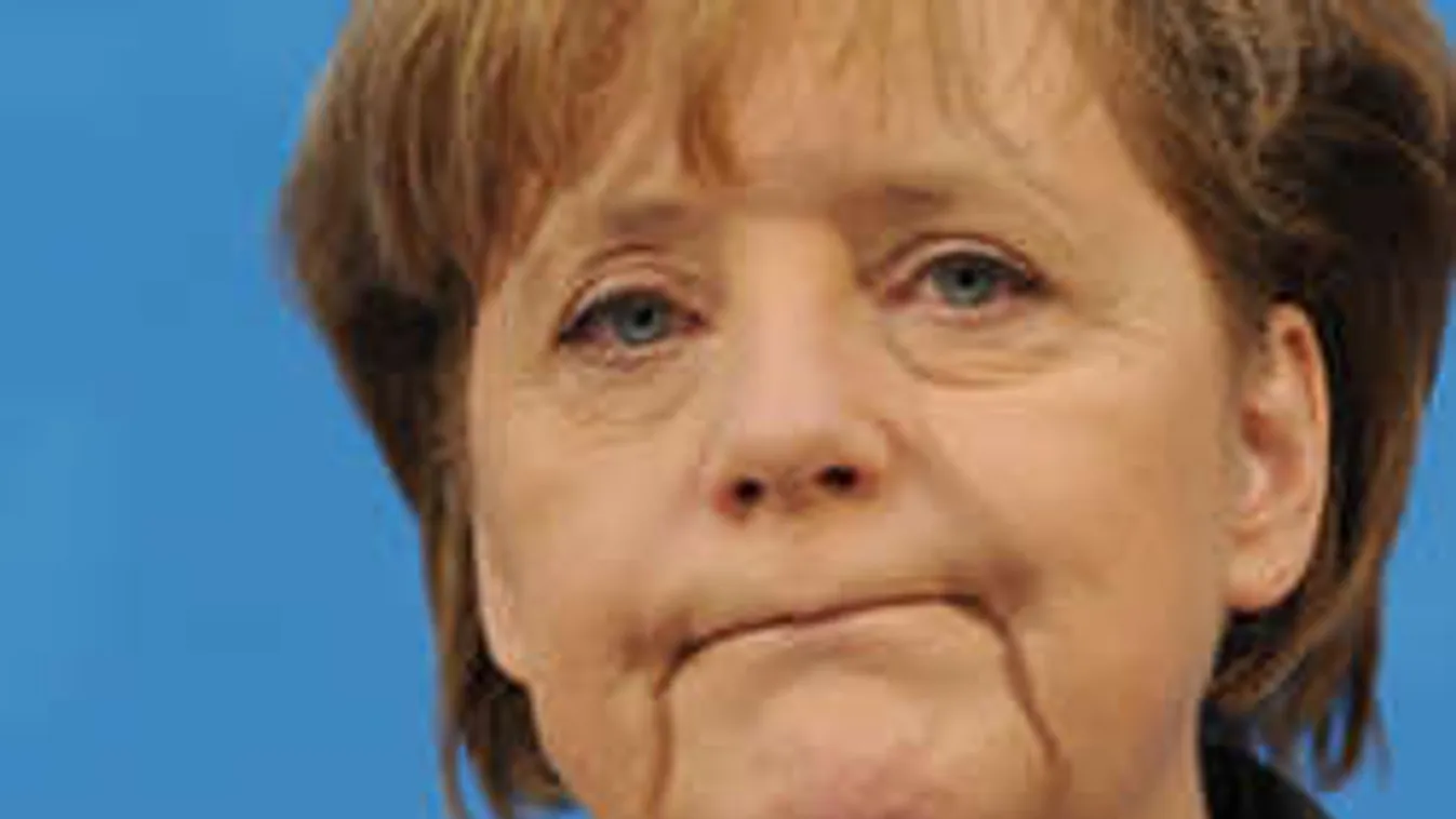 Megszületett a legfiatalabb Angela Merkel!