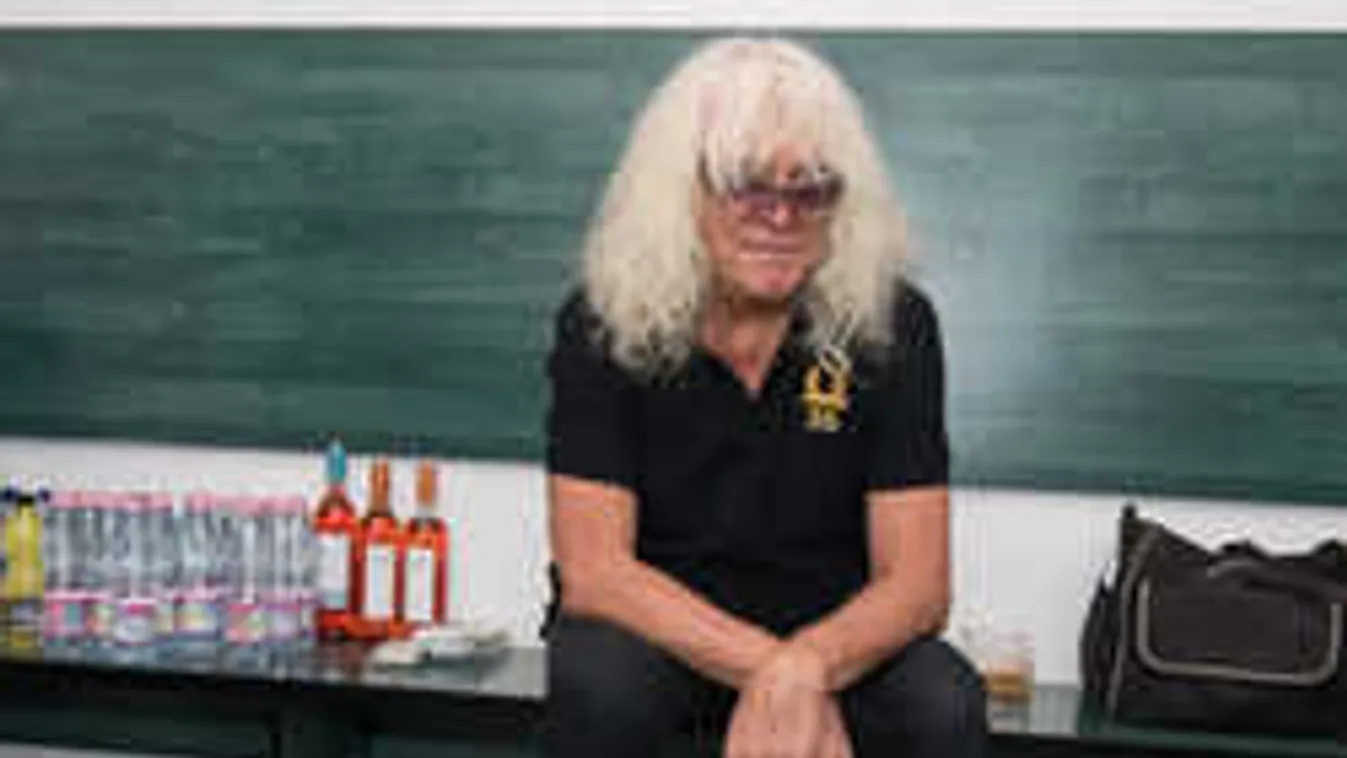 Hajszálon múlt Kóbor János élete! A vízirendőrség mentette meg