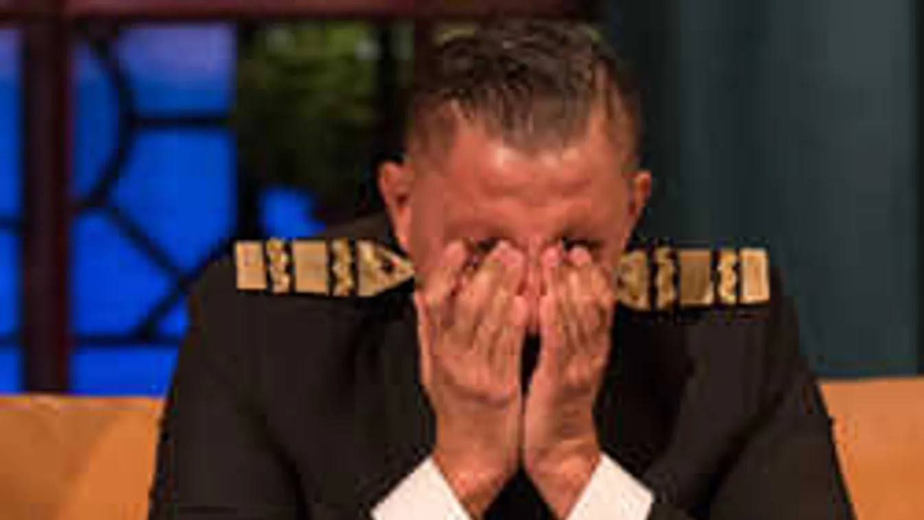 Döbbenetes videó került elő, így kutatták át a rendőrők Győzike házát!