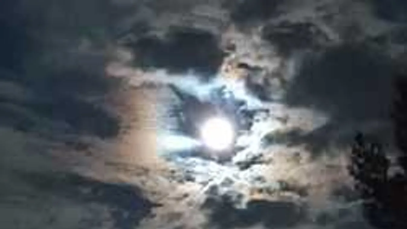 Furcsa változásokon megy át a Hold, riasztóan közel az apokalipszis