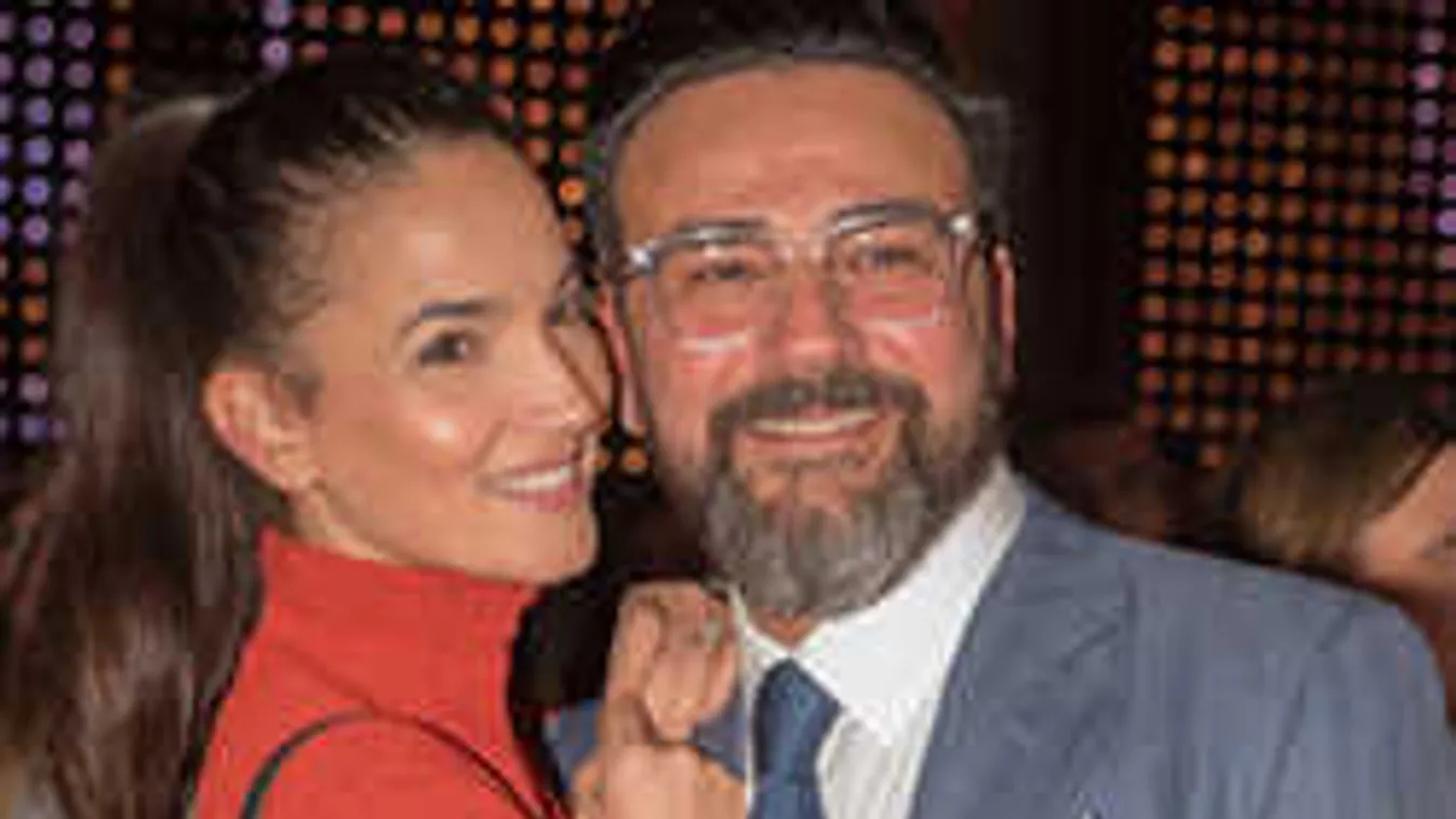 Elképesztő fotó: így kapták le a medencében Debreczeni Zitát