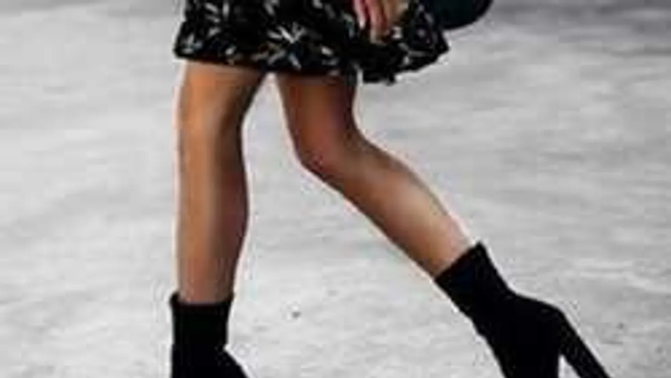 Ezzel vedd fel a kis fekete bokacsizmád, és őrülten szexi leszel