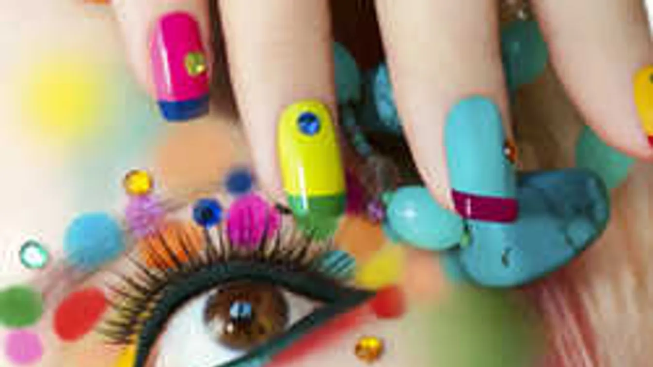 Jön az új nyári divat: merészen szexi lesz a manikűr