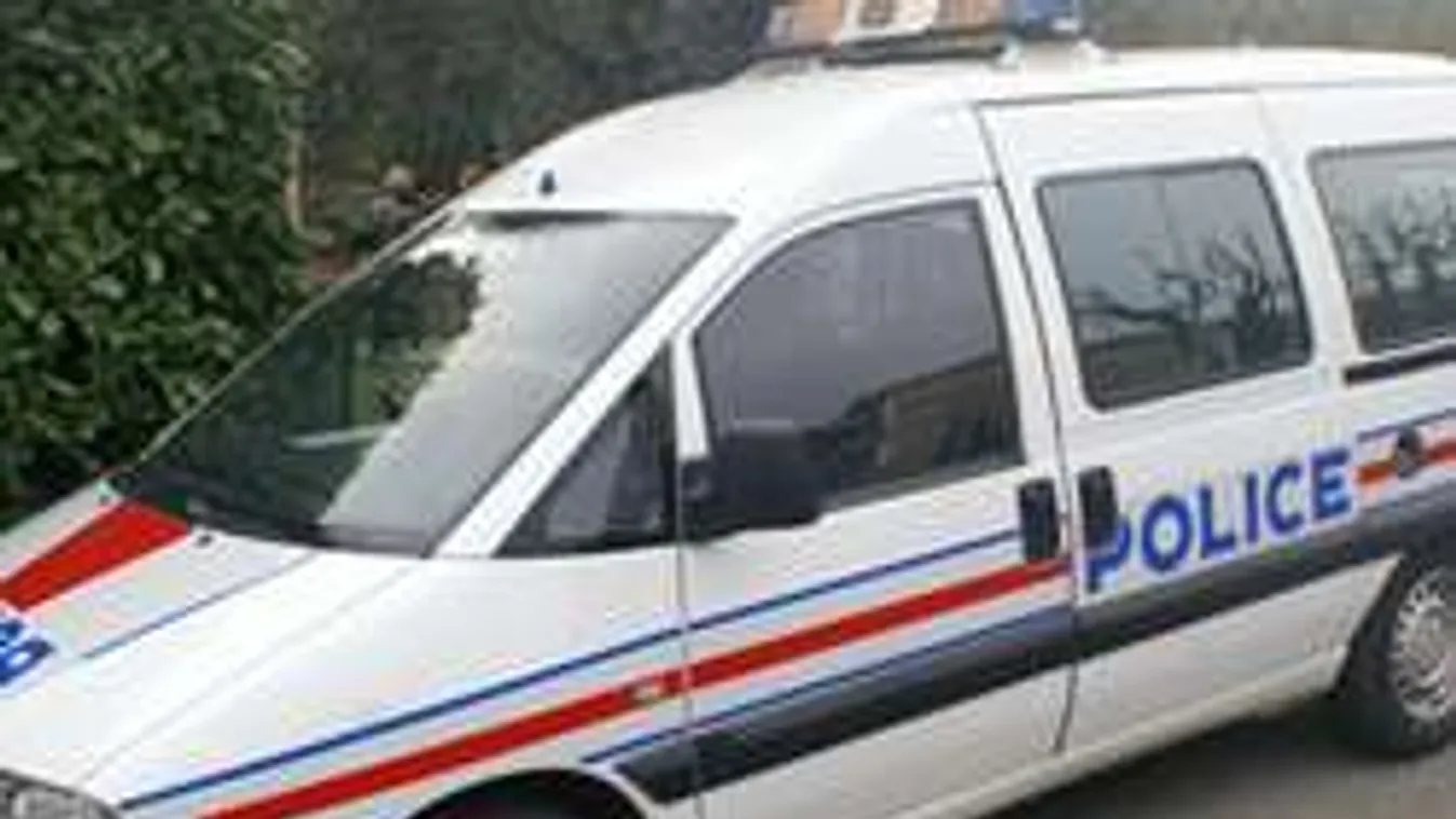 17 éves terhes nőt vádolnak terrorizmussal