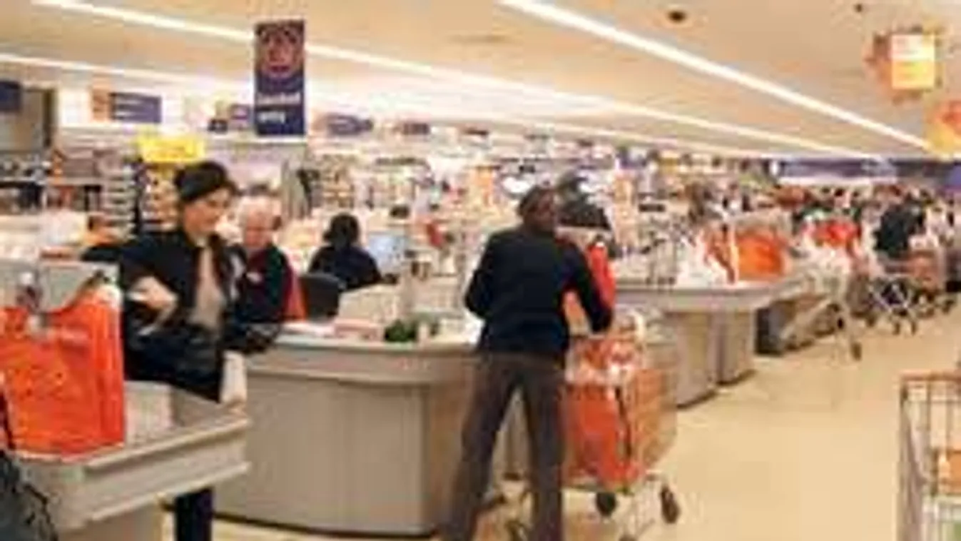 Mégsem nyithatnak ki a boltok vasárnap!