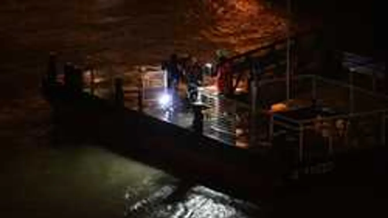 Már hét halott, heten kórházban az elsüllyedt hajóról