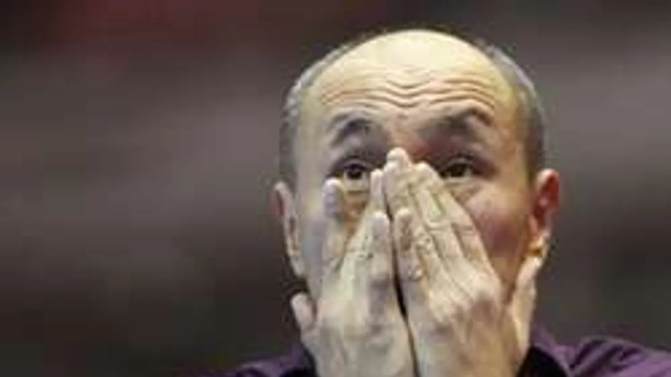 Magyarok lealázva: öngyilkos lenne a kapitány