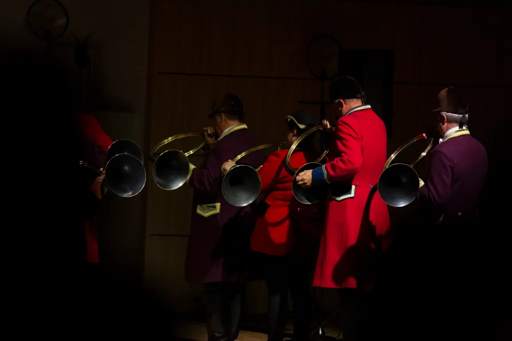 Francia vadászkürtegyüttes az "Egy a Természettel" Vadászati és Természeti Világkiállítás megnyitóján a Hungexpo Budapest Kongresszusi és Kiállítási Központban 2021. szeptember 25-én. MTI/Varga György