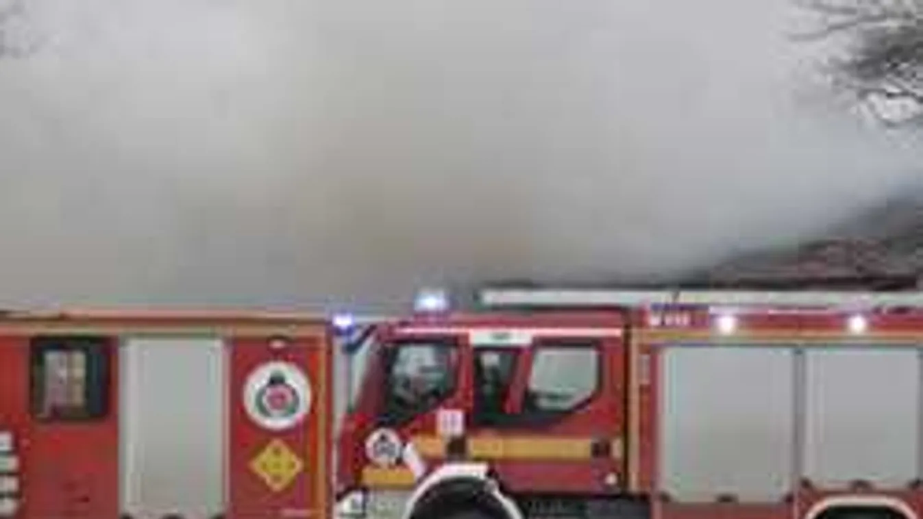 Hatalmas robbanásra riadtak Szombathelyen, tűz van egy üzemben