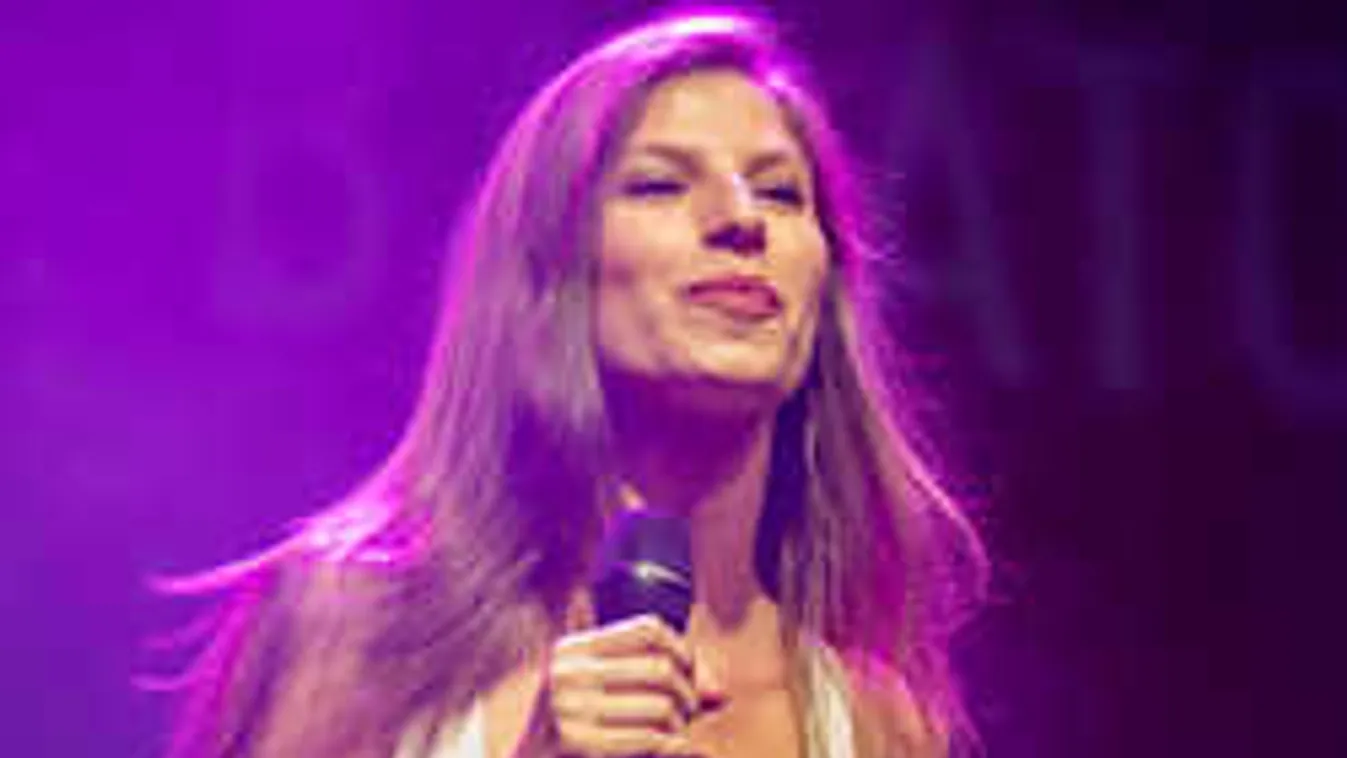 Ledobta a felsőt Stohl András lánya: vajon mit szól ehhez Buci?