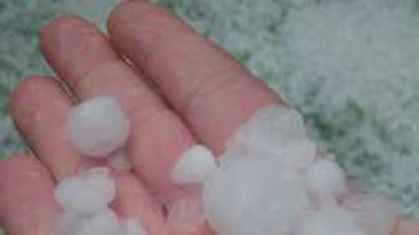 Meteorológiai vészjelzés: pusztító jégesőt hoz ma a vihar