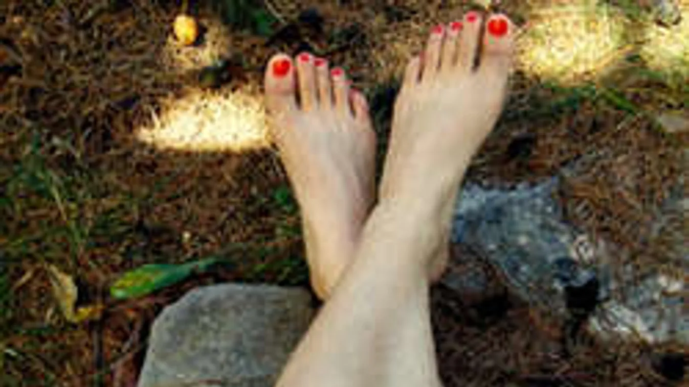 Ezek a nők úgy döntöttek, szőrösen hagyják a lábukat