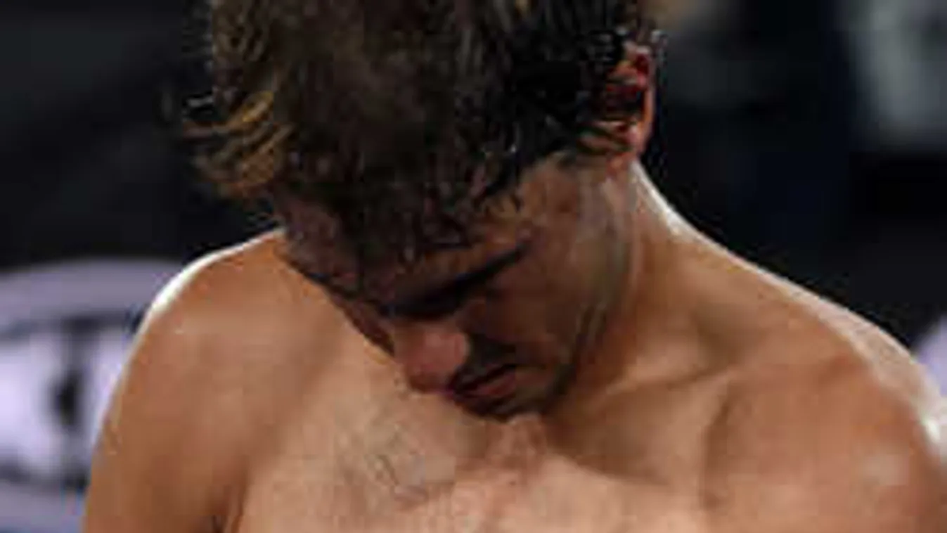 Meztelenre vetkőzött az izmos sztár, érdekes helyen kapták rajta