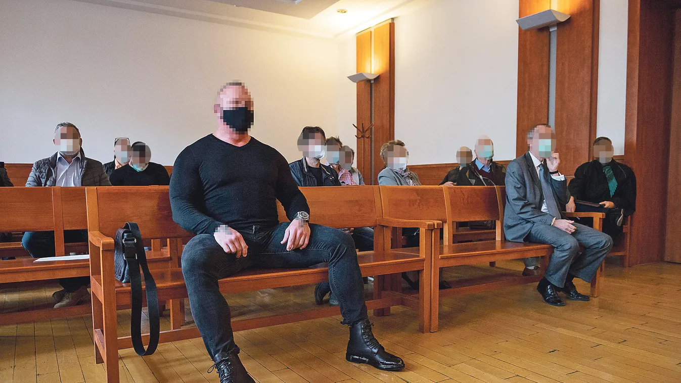 A pofátlanság netovábbja, ismét jogsi nélkül vezetett a Dózsa György úti gázoló