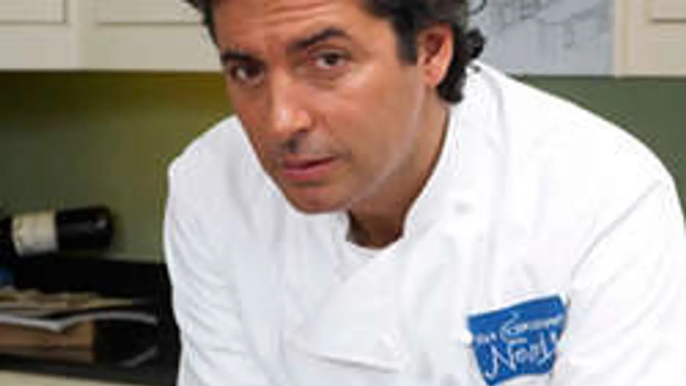 Borzalmas hír: rákos a sztárszakács 2 hónapos kisfia