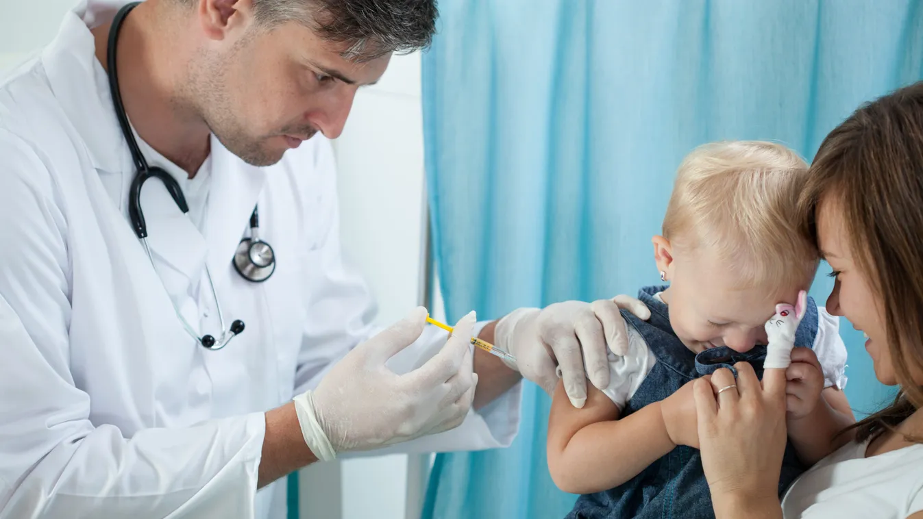 Image,Of,Little,Girl,Having,Applied,Injection