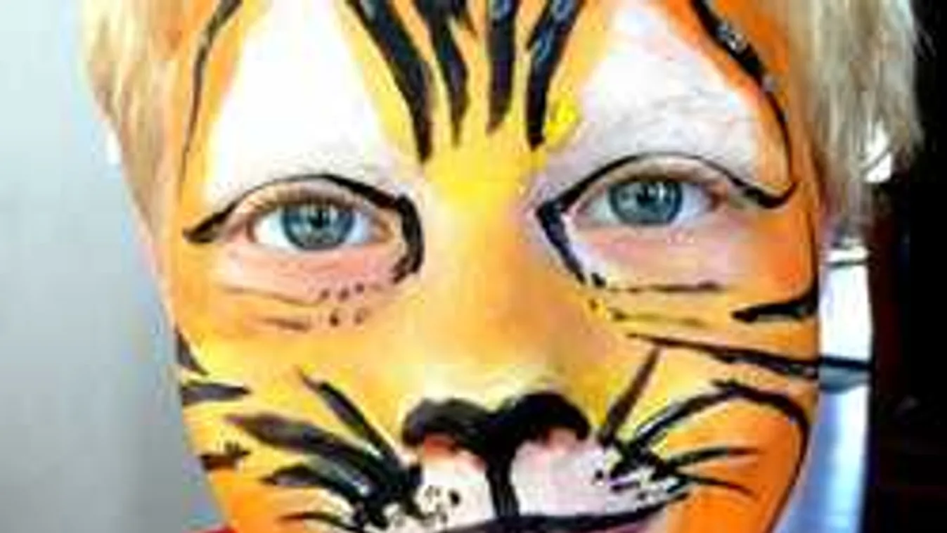 Óvatosan a farsangi arcfestéssel! Veszélyes is lehet!