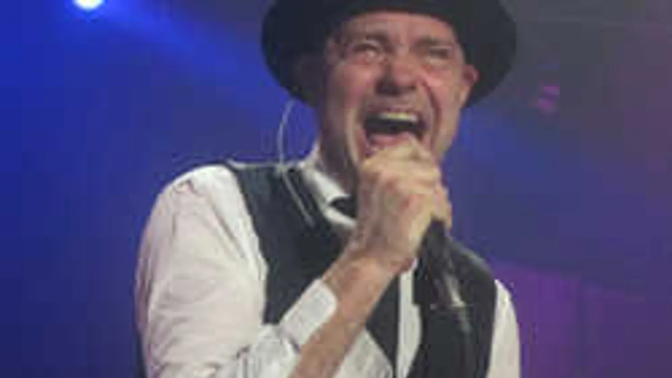 Zokogva jelentette be a család: legyőzte a betegség a népszerű énekest