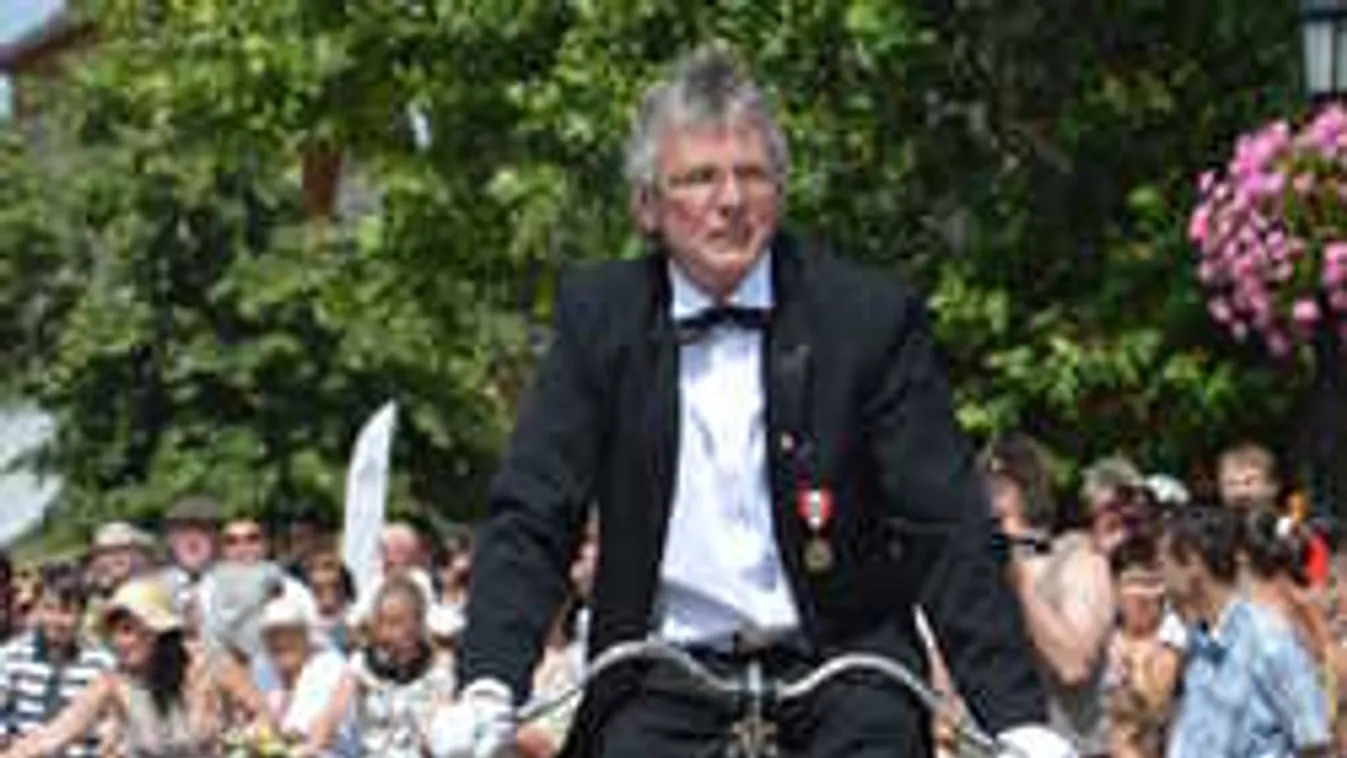 Hihetetlen, mivel közlekedik a magyar Vasember