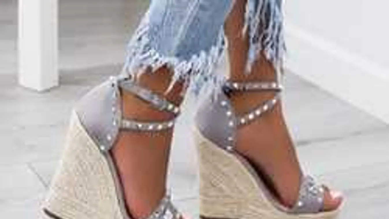 Ez a szandál őrült szexivé teszi a lábad! Minden férfit rabul ejtesz