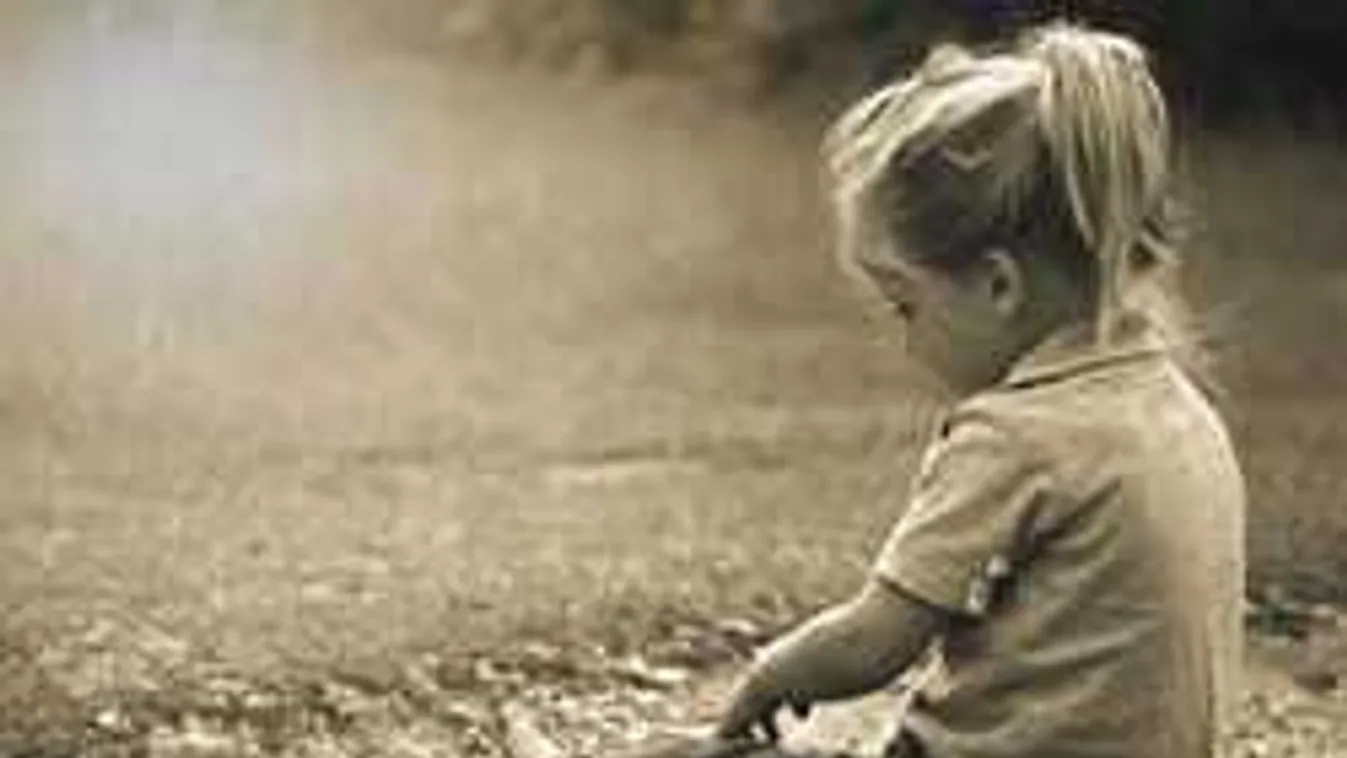 Megerőszakoltak és benzinnel leöntöttek egy kiskorú lányt