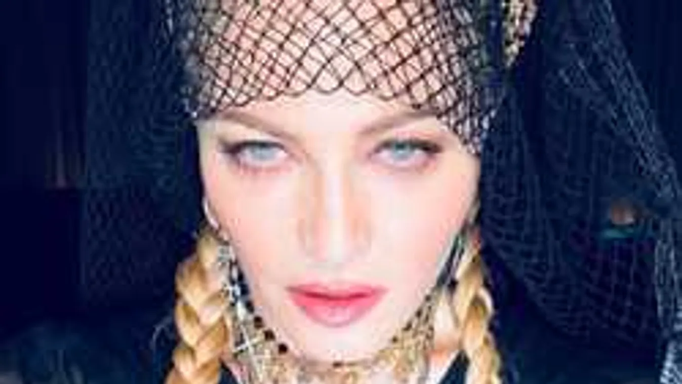 Madonna fenékvillantós videóval lepte meg a rajongóit