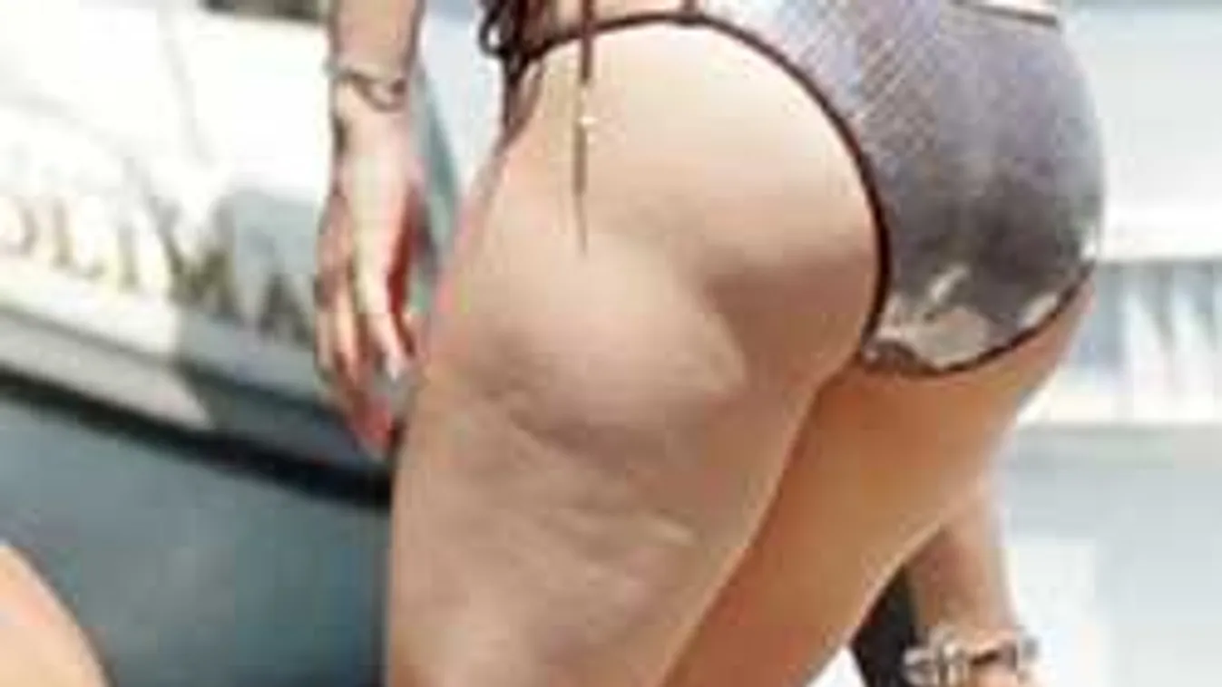 Sokkoló fotók a valóságról: a sztárok sem tökéletesek ám a bikiniben