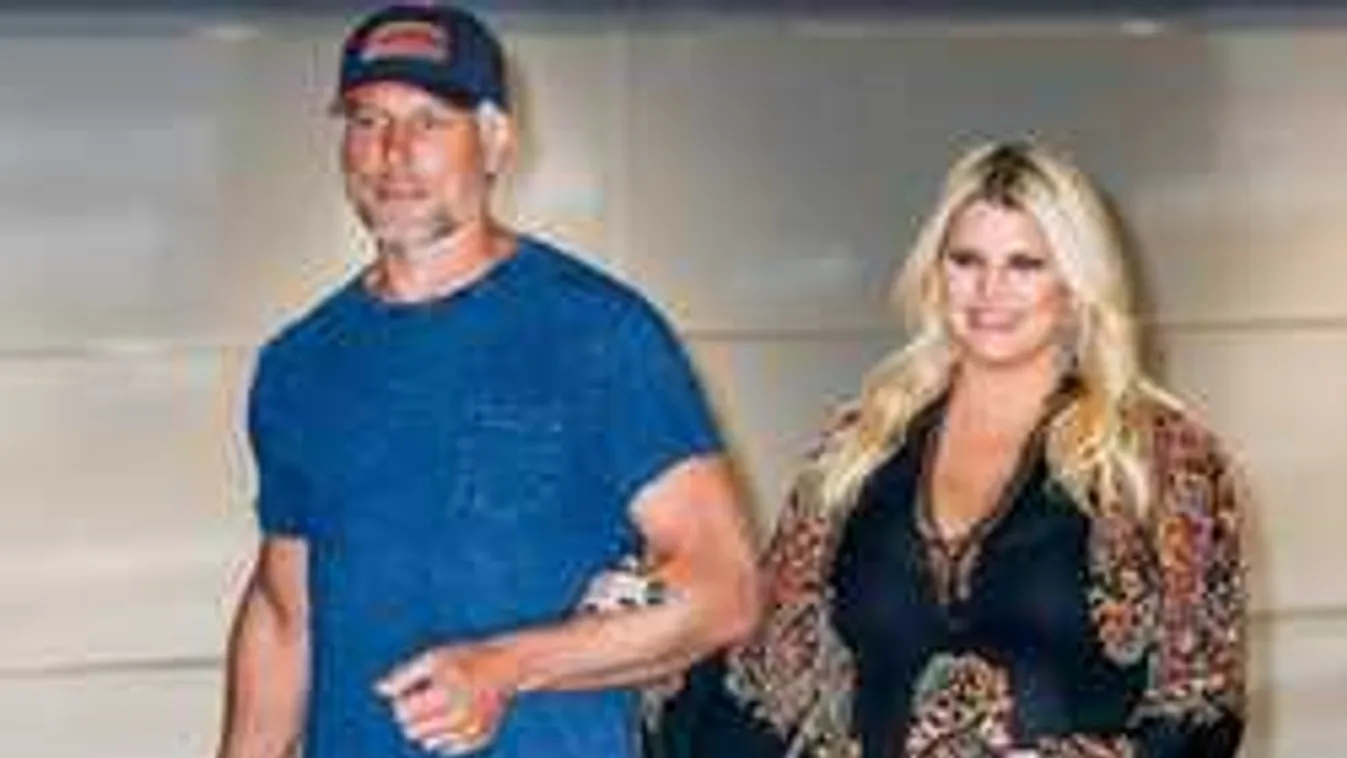 Hatalmas örömhírt közölt a sztáranyuka: érkezik a harmadik baba