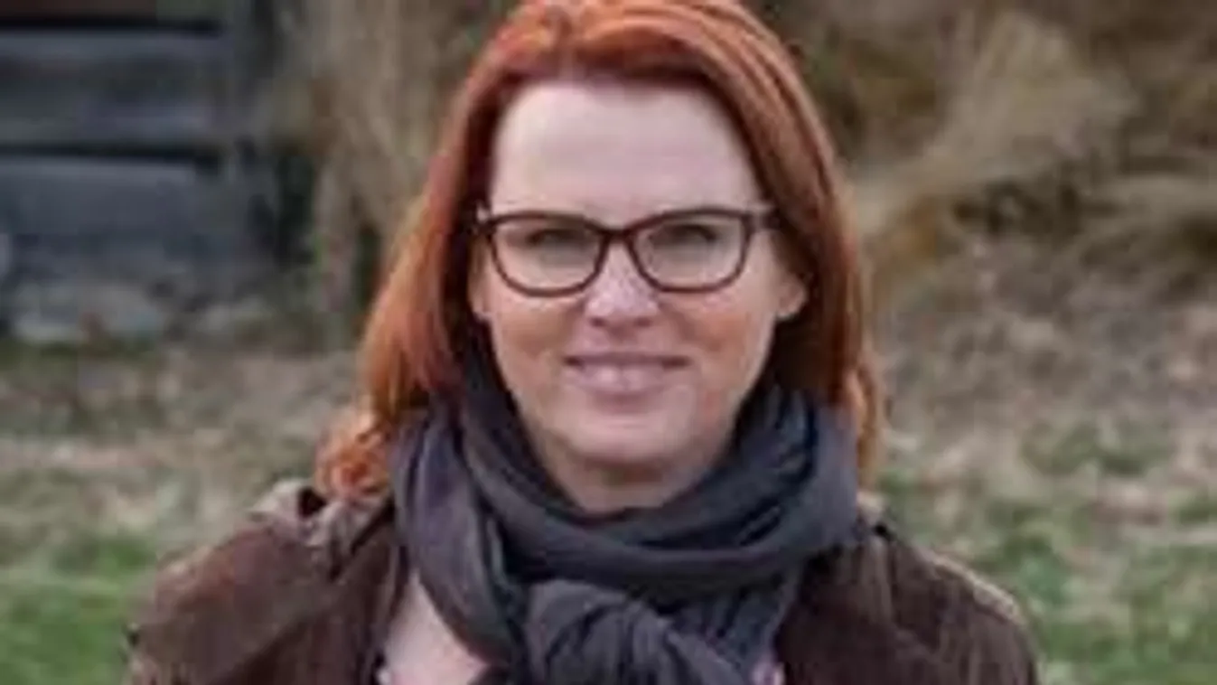 Tönkretette a rák Farm Dóra életét!