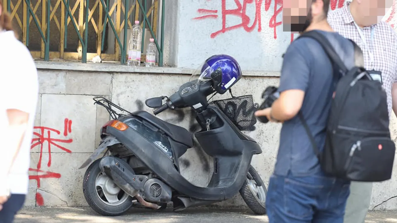 Megrázó fotók a budapesti halálos motorbaleset helyszínéről