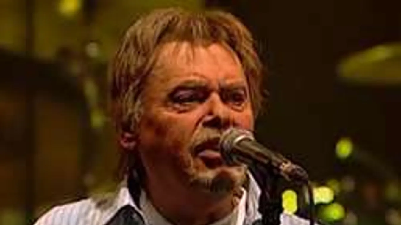 Így kísérték utolsó útjára a népszerű magyar énekest