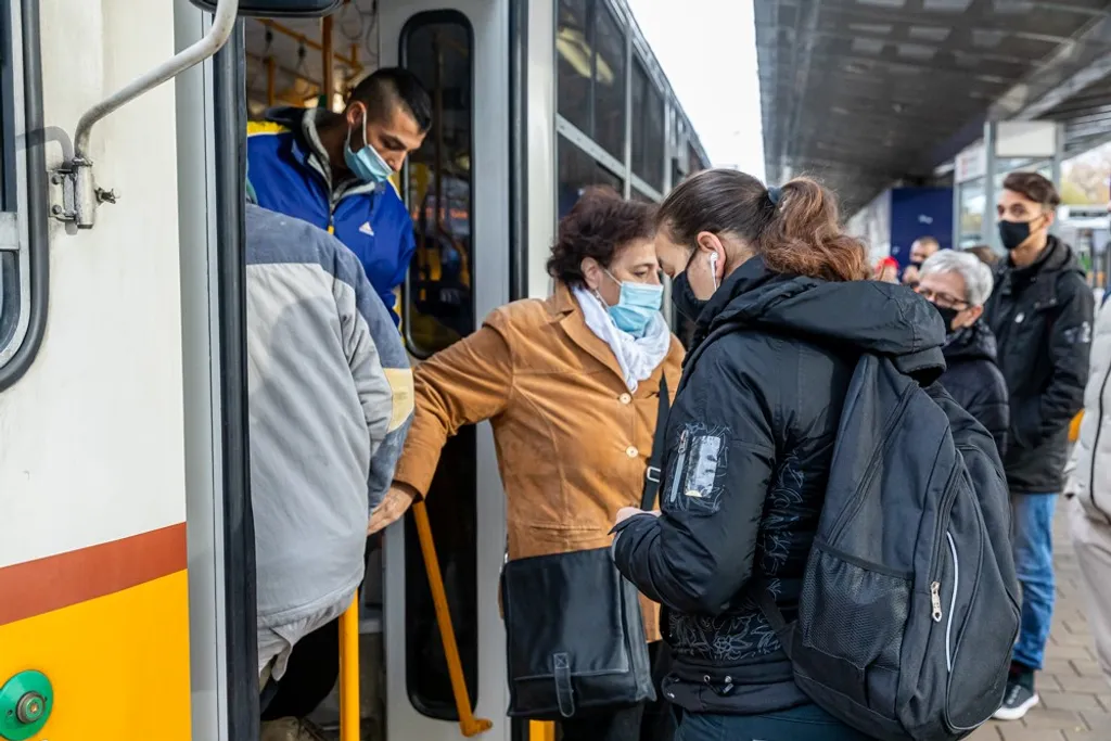 Kötelező maszkviselés BKK