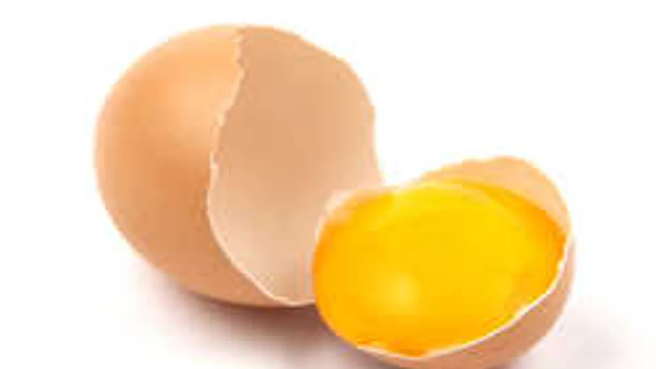 Kenj tojássárgáját a blúzodra - eszméletlen hatásos ez a trükk!