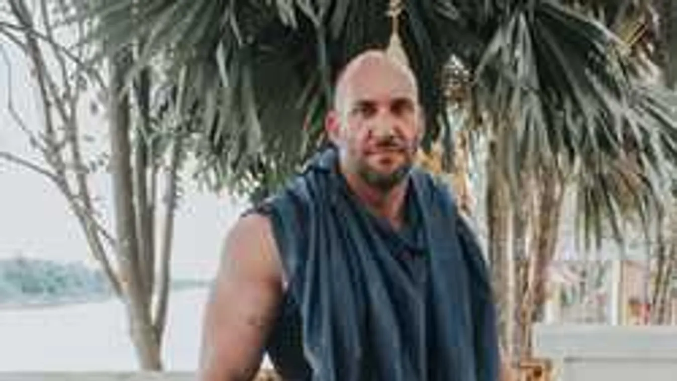 Titokban akart gyermeket örökbe fogadni Berki