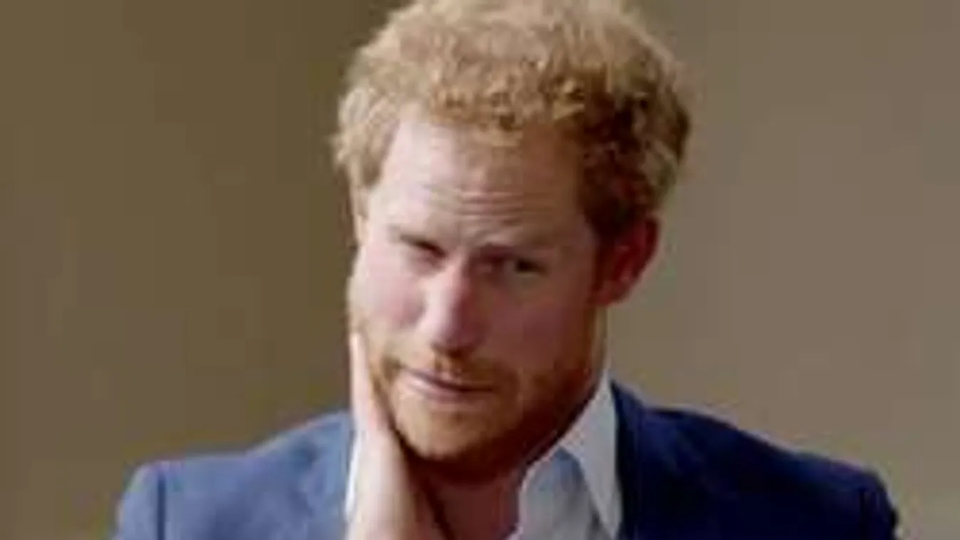 Ebből botrány lesz: Topless napozott Harry herceg szerelme
