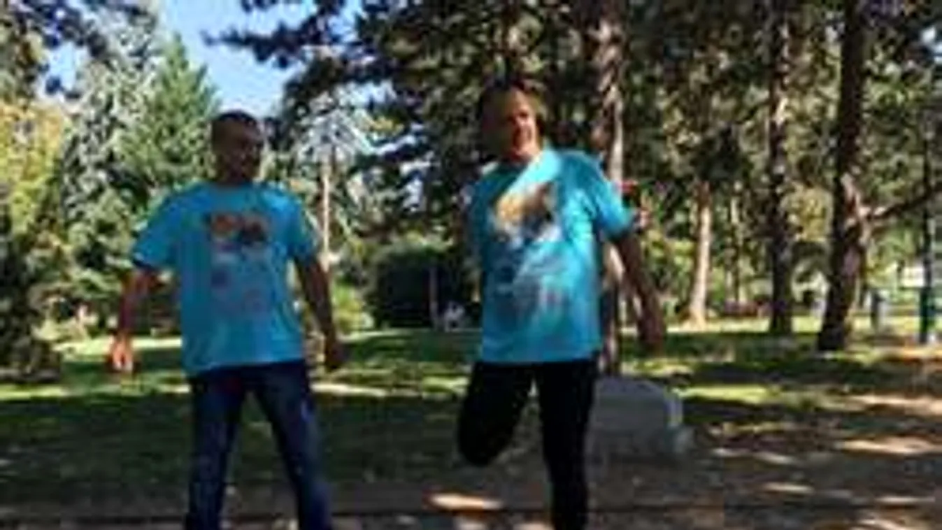 Mulatós sztár barátja miatt gyalogol 220 kilométert Damu Roland