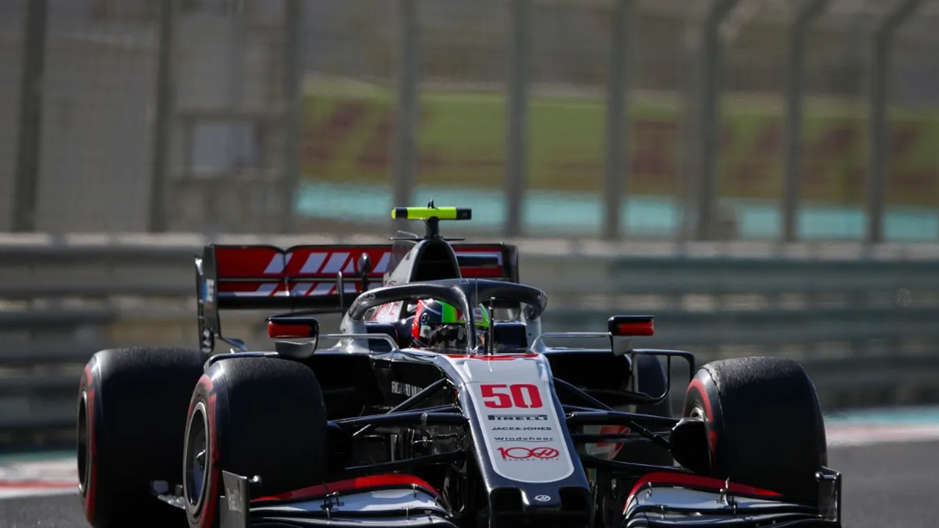 Történelmi pillanat, Schumacher fia így debütált a Forma-1-ben