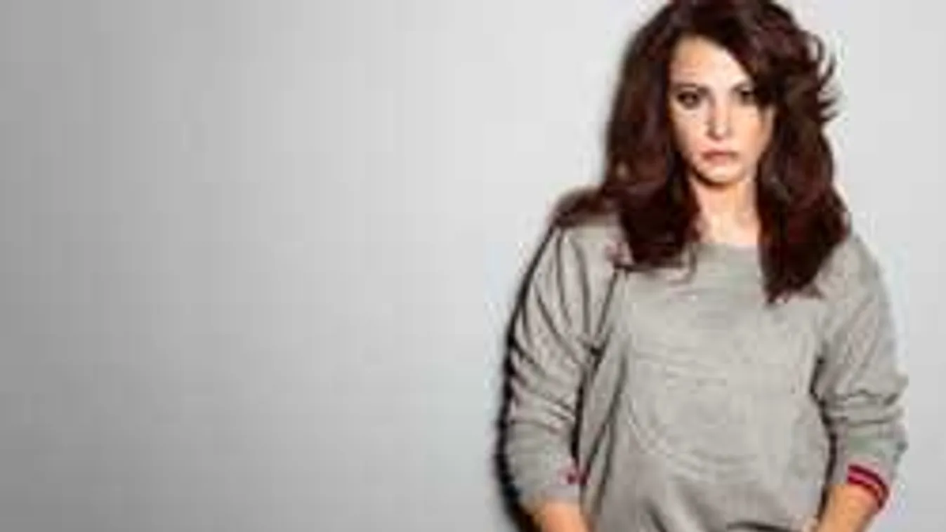 Mi történt Tóth Andi ajkával? Az énekesnő látványosan átalakult