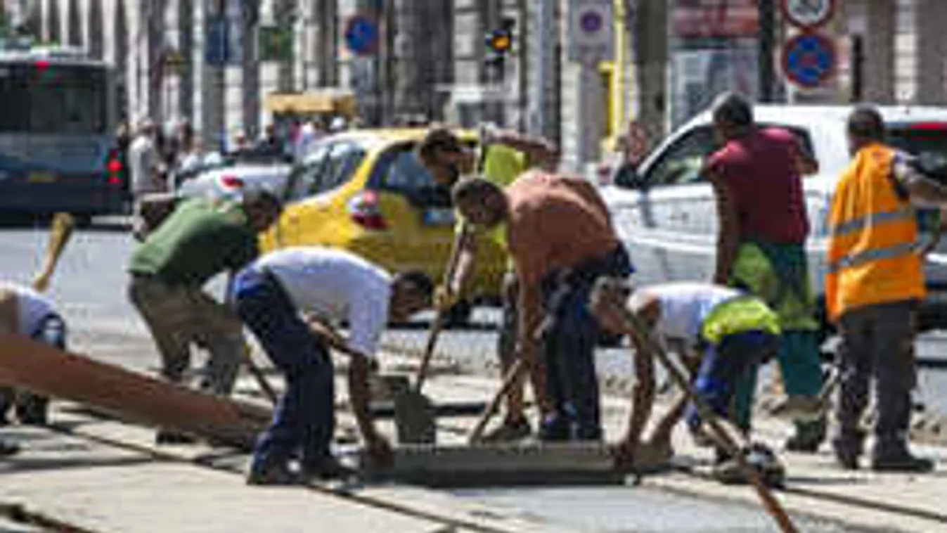 Közlekedési káosszal köszönt be a nyári szünidő