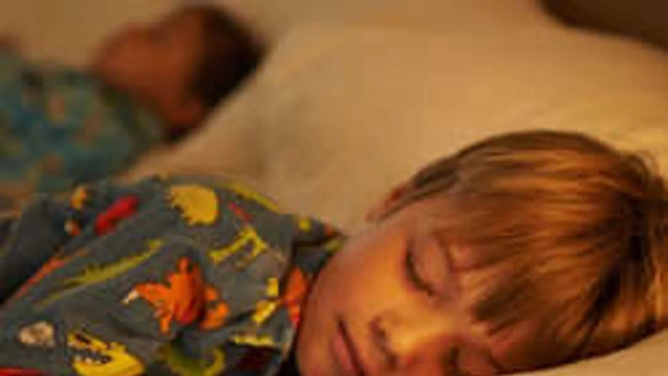 Végre egy tökéletes útmutató, hánykor kell egy gyereknek lefeküdni