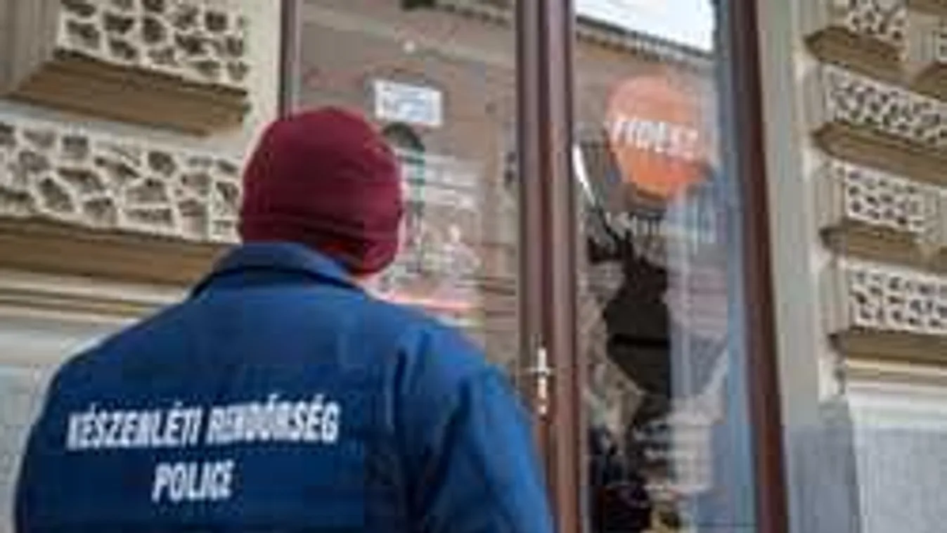 Betörték a szegedi Fidesz-iroda ajtaját