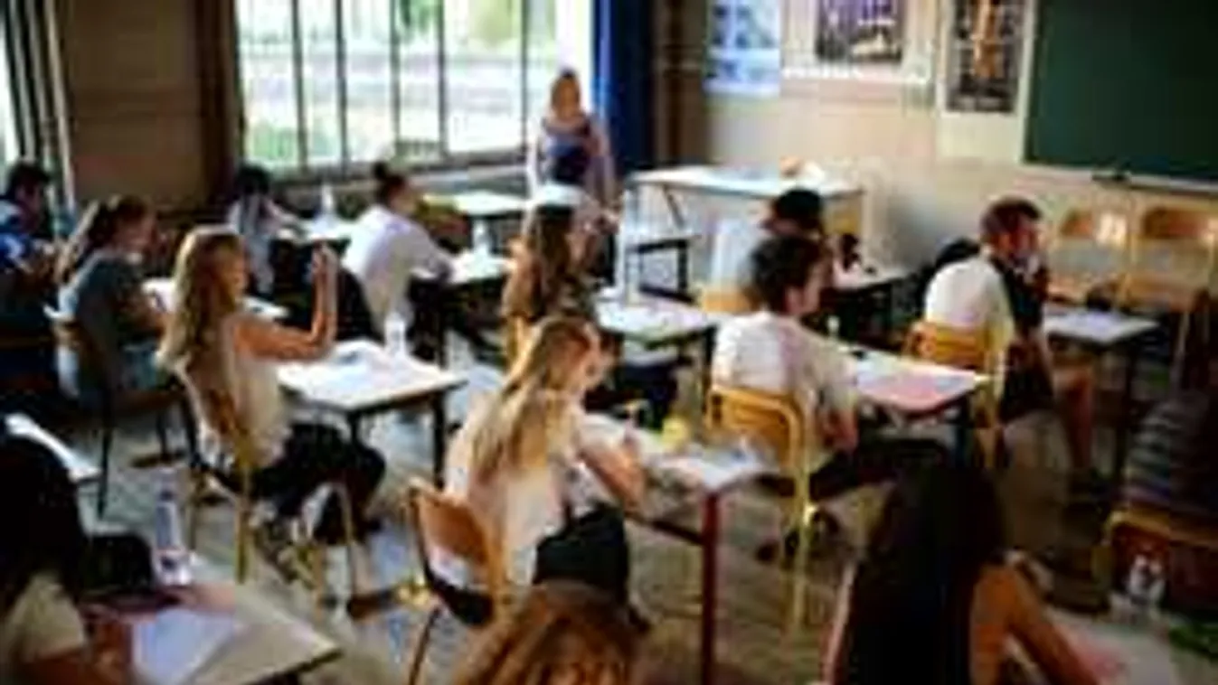 Meglepő bejelentés: évente ellenőrizhetik az angol gyerekek mentális állapotát