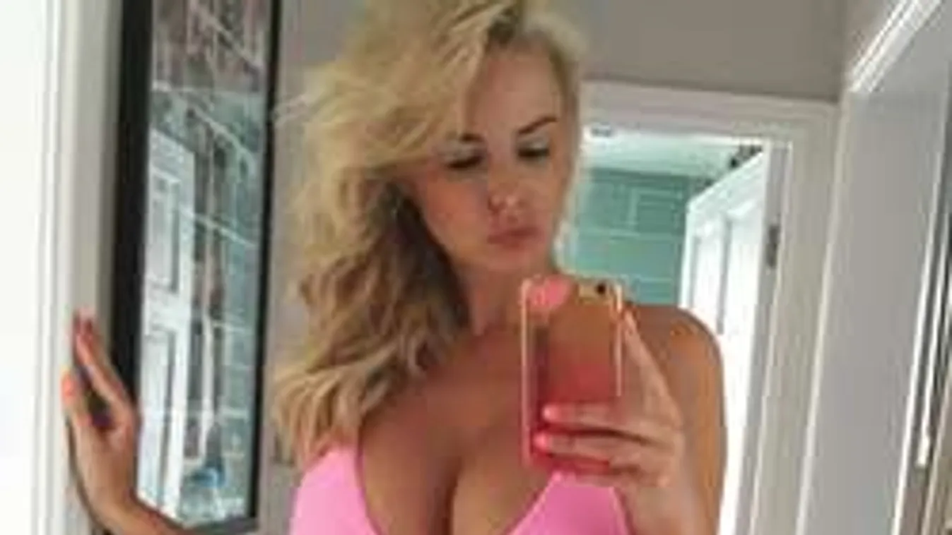 Ezekért az összemaszatolt mellekért Ronaldo is csak epekedhet