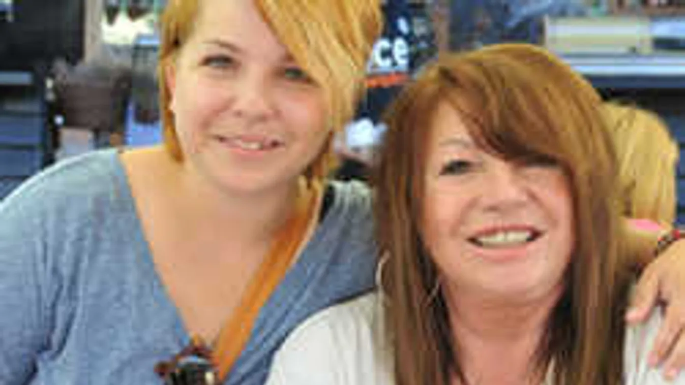 Vér szerinti unokára vágyik Zalatnay Cini