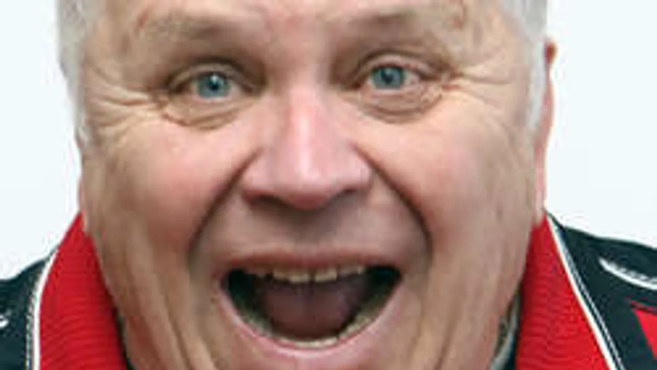 Nem hiszed el, mire készül a 70 éves Dévényi Tibi bácsi