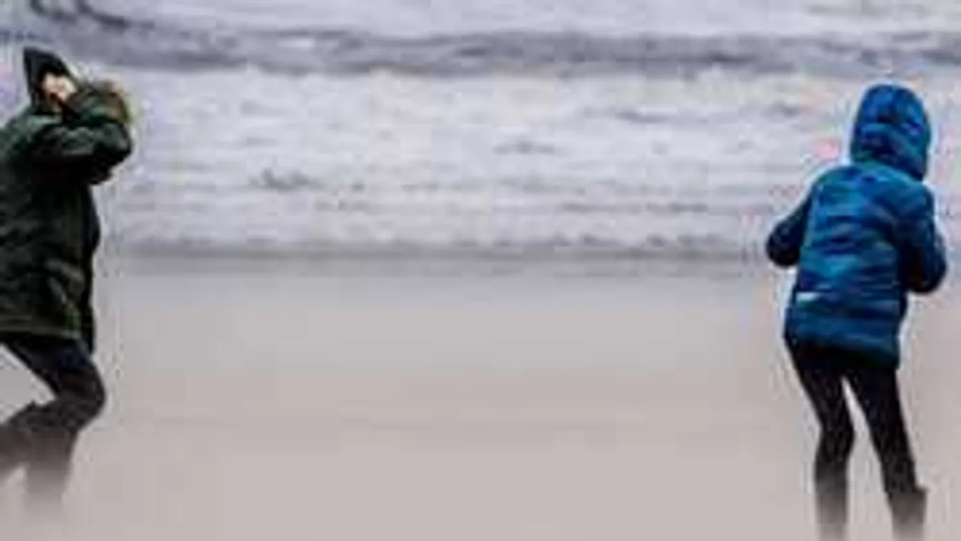 Szélviharral jön a durva hidegfront, mutatjuk a veszélyzónákat