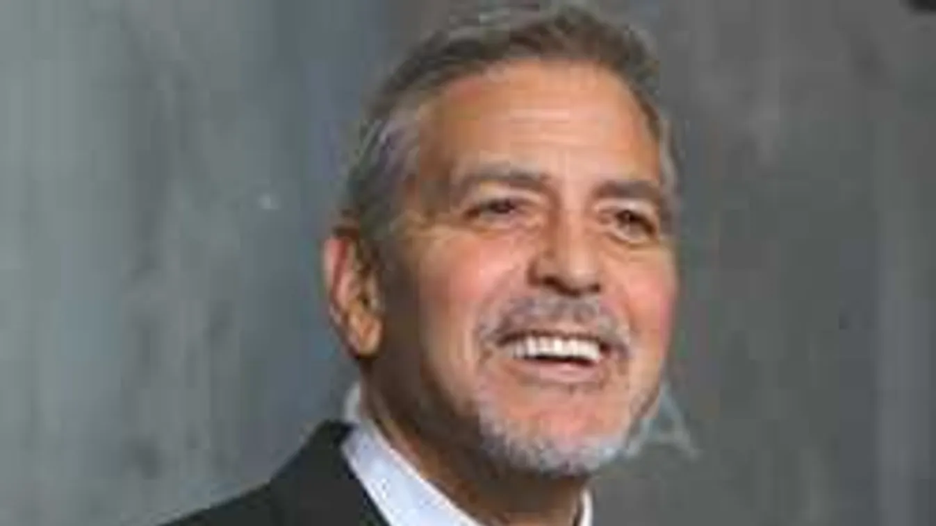 Beleöregedett az apaságba George Clooney