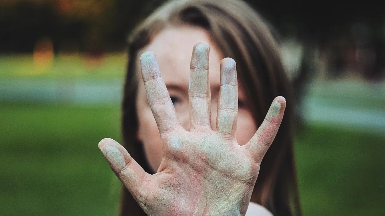 Fájdalmas kérdést tett fel egy nő az interneten, rengetegen válaszoltak